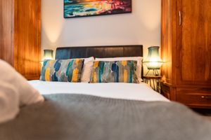 Photo 2- click for photo gallery